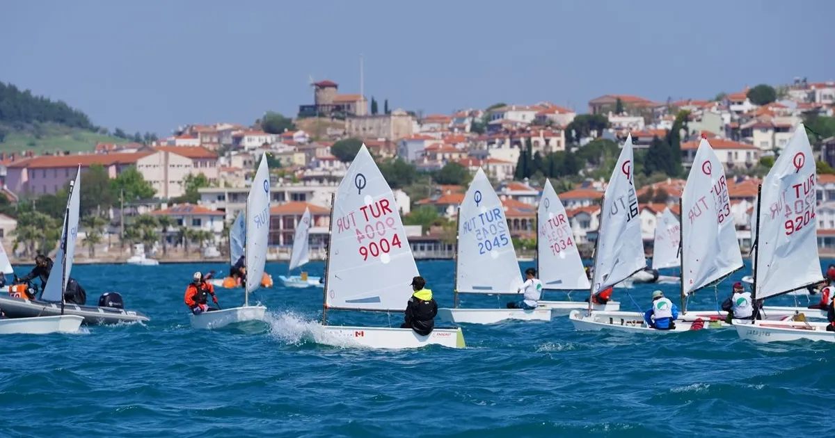 Ayvalk Tyf Yelken Ligi 3. Ayak Yaraçlar’na Mesken Sahipli Yaş