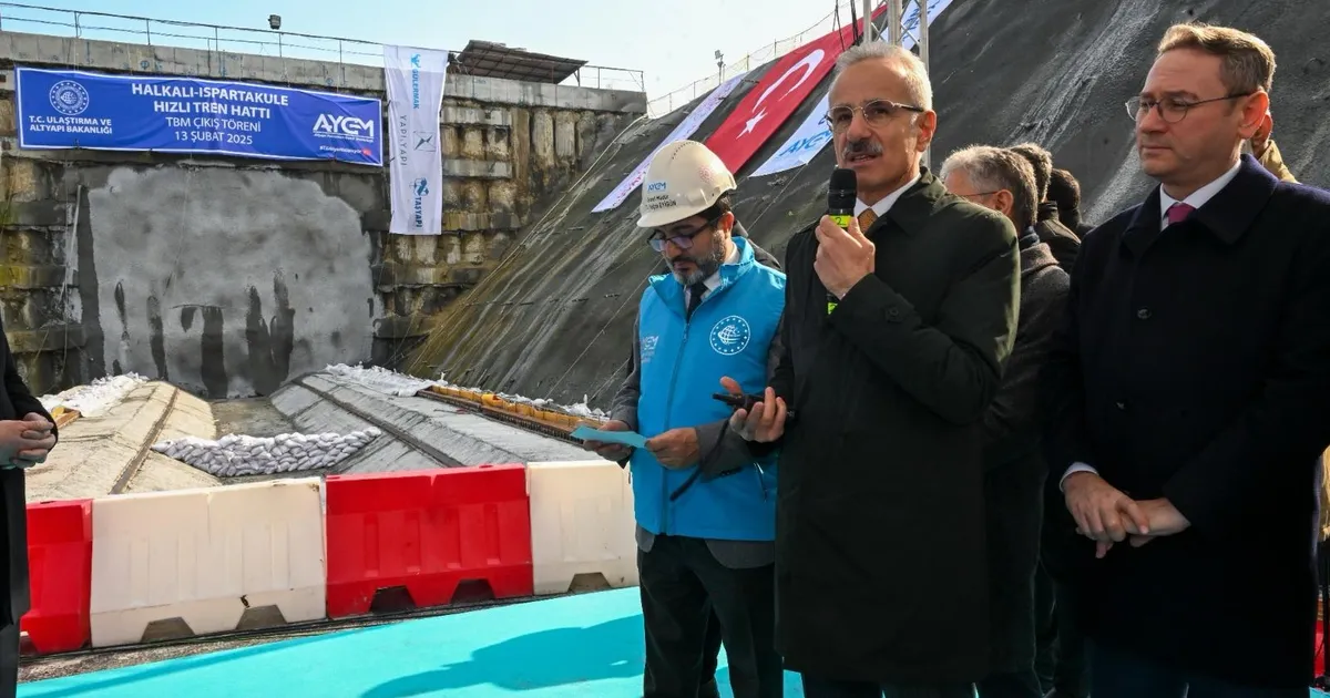 İstanbul’da 3,1 MILYON DAHA RAYLI SISTEMA ULAHACAK .. HALTA-KAPAKULE ILE Kapasite 4 Kat Artacak