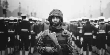 Duran-Kuresel-Guc-Artik-Sadece-Askeri-Degil-Cok-Boyutlu-featured