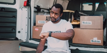 Turkiye8217den-Gazze8217ye-13.-Yardim-Gemisi-Ugurlandi-Binlerce-Ton-Insani-Destek-featured