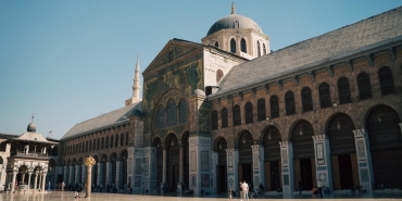 Sam-Emevi-Camii-Kadir-Gecesi8217nde-Binlerce-Muslumana-Ev-Sahipligi-Yapti-featured