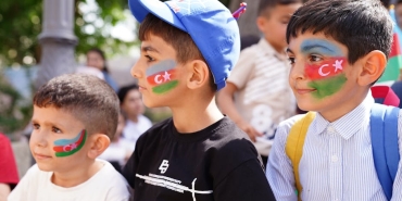 Bakan-Goktas-Cocuklara-Sosyal-Medyada-8216Kirmizi-Cizgi8217-Cekiliyor-featured