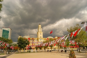 CHP8217de-Beklenmedik-Ayrilik-Bir-Belediye-Baskani-Istifa-Etti-featured