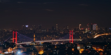 Istanbul8217un-Fenomen-Kestanecisi-Sehrin-Ruhunu-Yansitiyor-featured